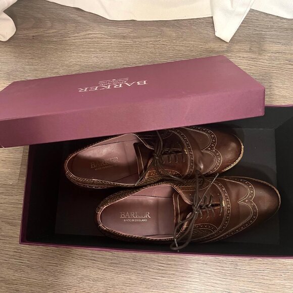 Beautiful genuine leather women's Oxford shoes handmade in England - Picture 2 of 9